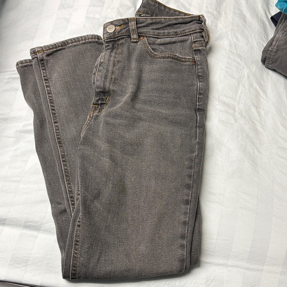 BDG girlfriend high rise grey / black jeans